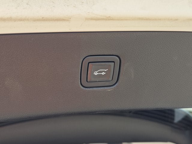 Used 2021 Chevrolet Blazer LT FWD image 16