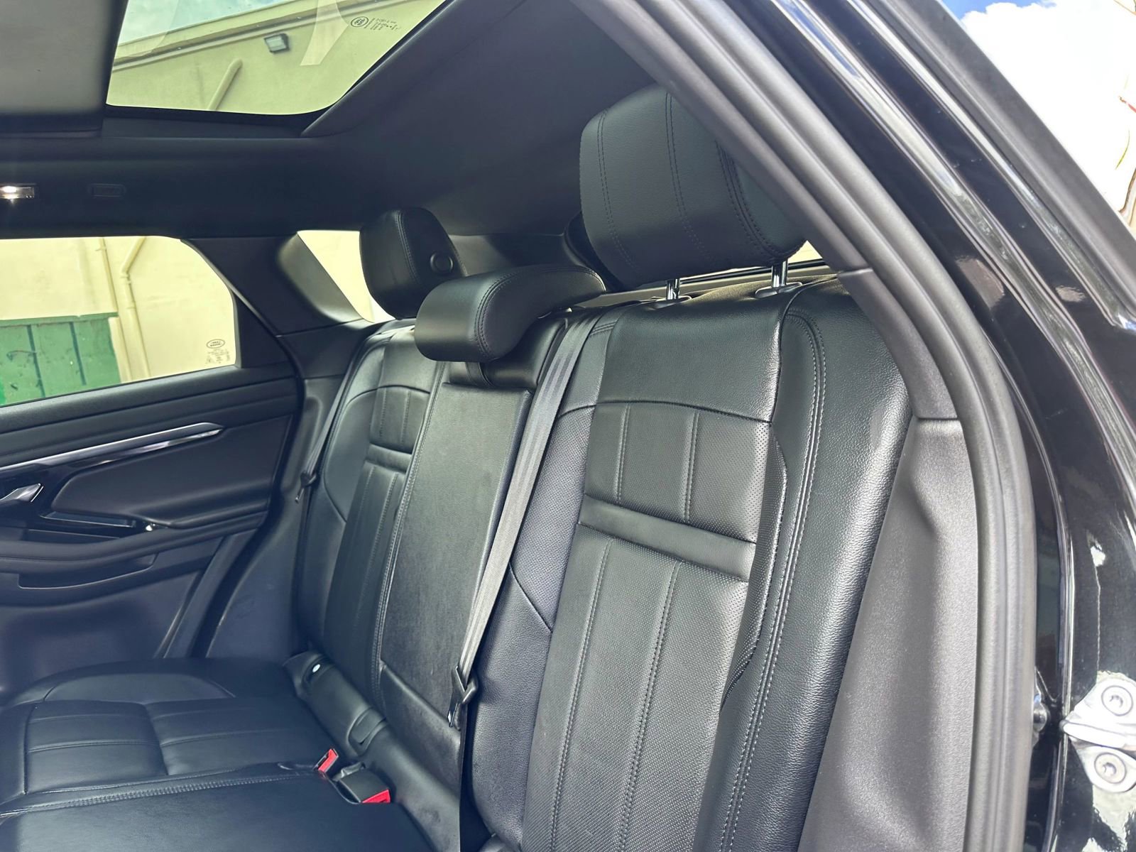 Used 2021 Land Rover Range Rover Evoque R-Dynamic SE AWD/4WD image 9