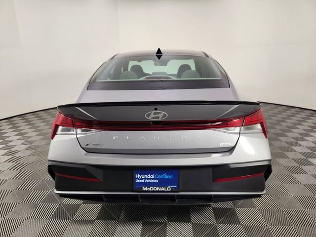 Certified 2025 Hyundai Elantra SEL FWD image 4