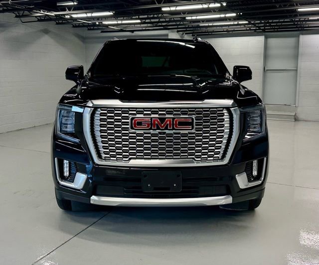 Used 2024 GMC Yukon Denali w/ Denali Reserve Package image 8