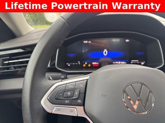 Used 2025 Volkswagen Jetta S image 18