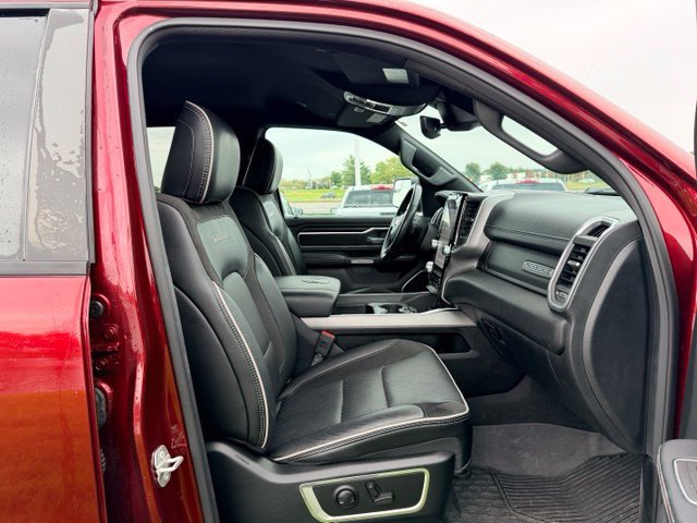 Used 2023 RAM 1500 Laramie AWD/4WD image 11