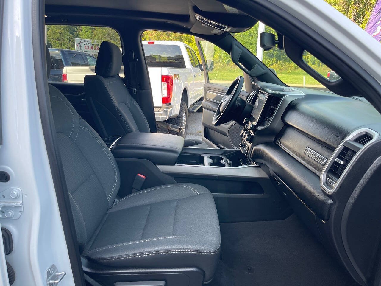 Used 2019 RAM 1500 Big Horn AWD/4WD image 38