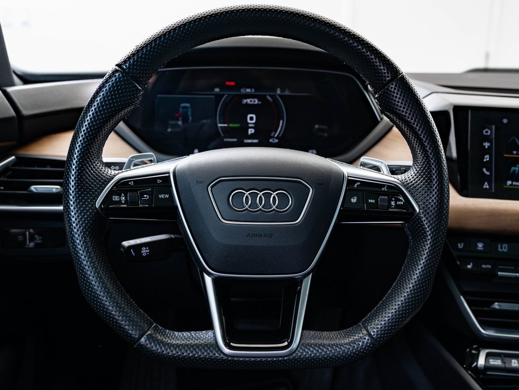 Used 2023 Audi e-tron GT Premium Plus image 39