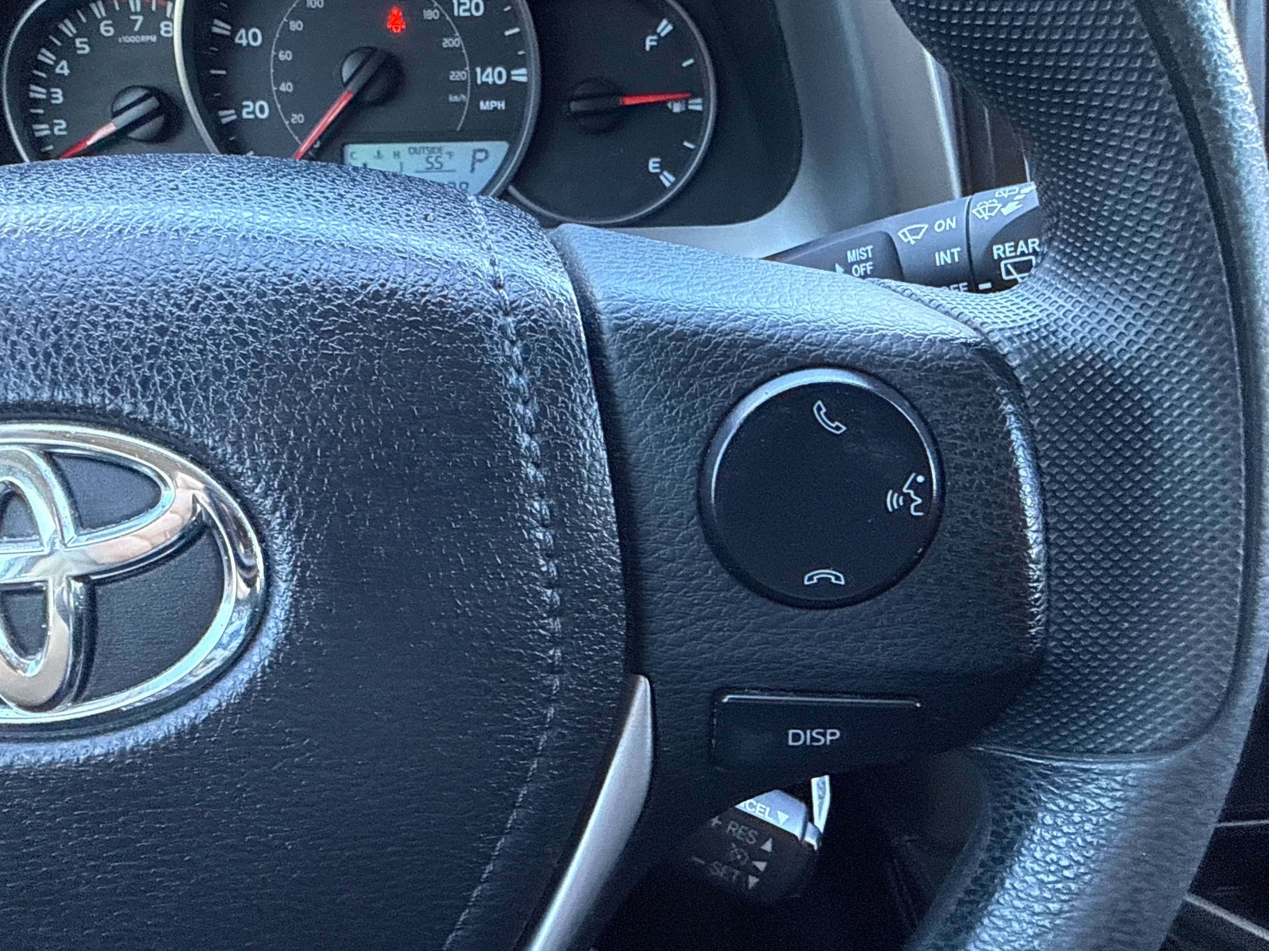 Used 2016 Toyota RAV4 LE FWD image 25