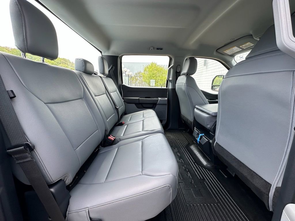 New 2026 Ford F450 XL w/ XL Driver Assist Package AWD/4WD image 23
