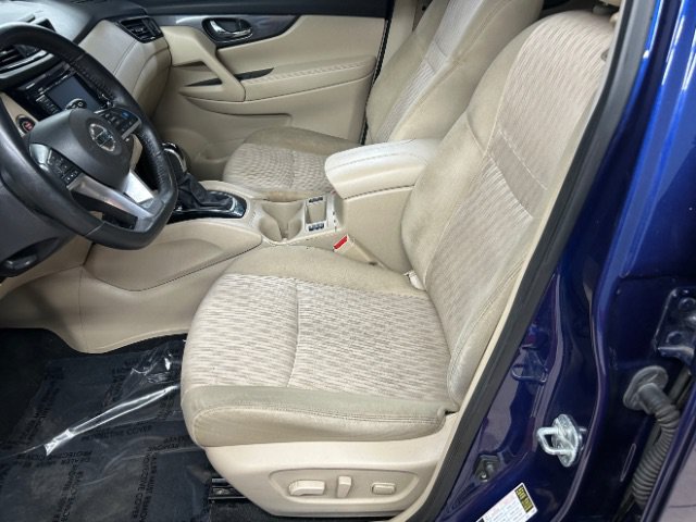 Used 2019 Nissan Rogue SV w/ Premium Package FWD image 8