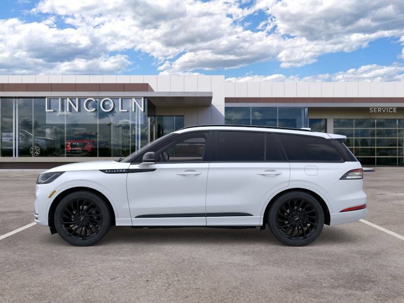 New 2026 Lincoln Aviator Reserve AWD/4WD image 3