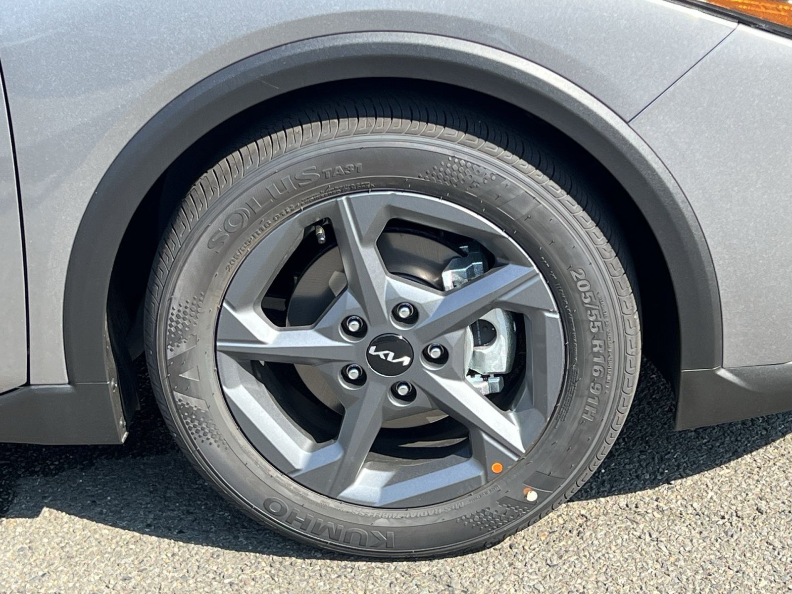 New 2026 Kia K4 FWD image 17