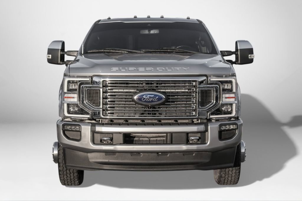 Used 2022 Ford F350 Platinum w/ FX4 Off-Road Package image 3