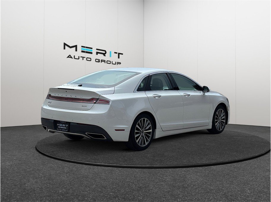Used 2018 Lincoln MKZ Select w/ Select Plus Package FWD image 9