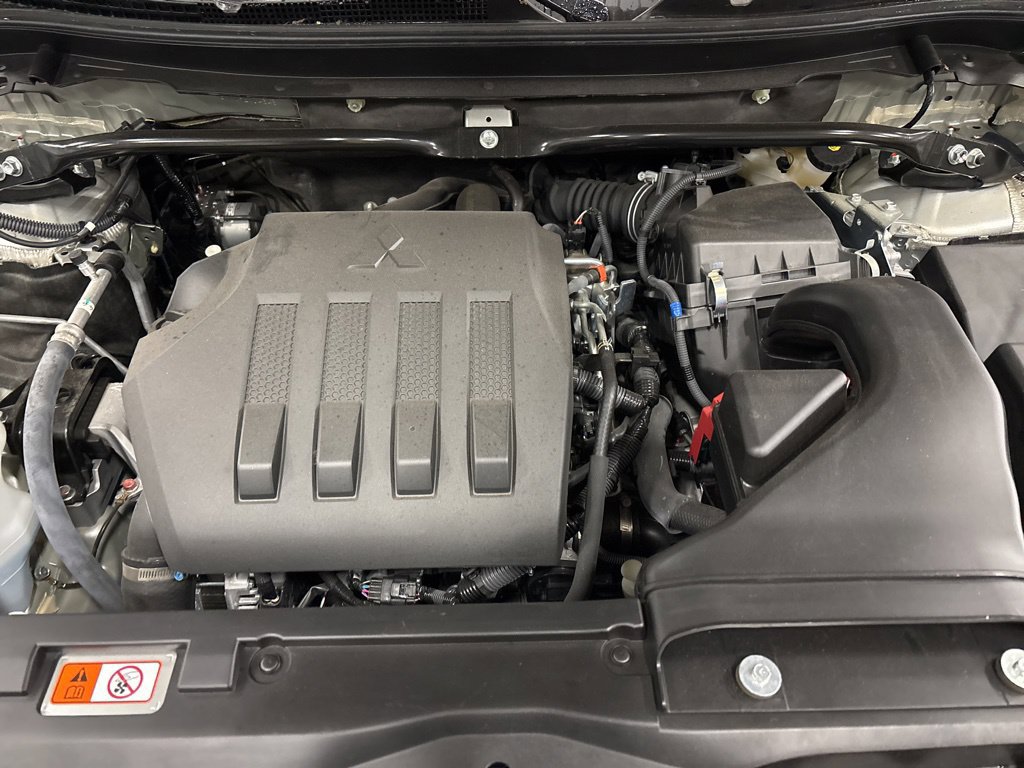 Used 2024 Mitsubishi Eclipse Cross SE AWD/4WD image 12