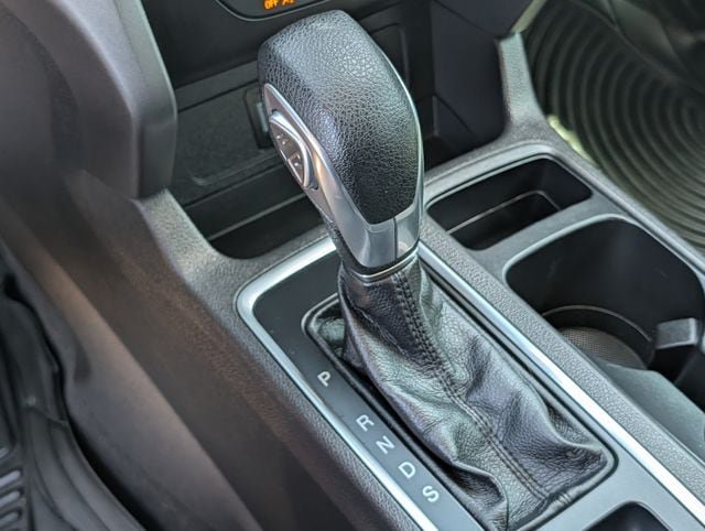 Used 2019 Ford Escape SE FWD image 19