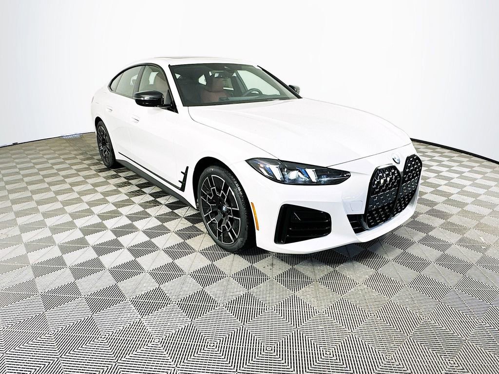 New 2026 BMW 430i xDrive w/ M Sport Package image 2