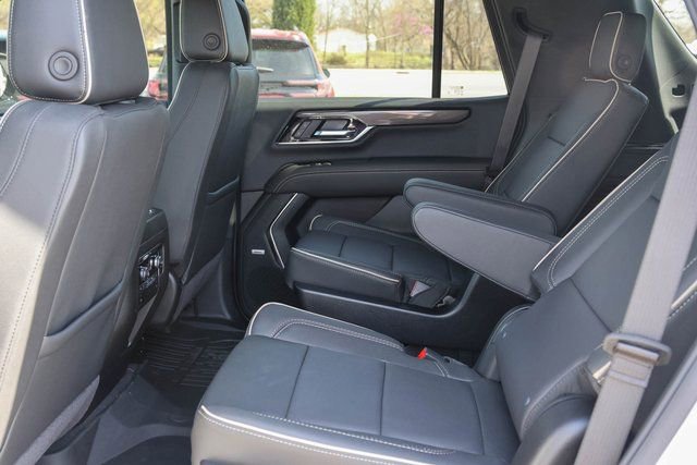 New 2026 GMC Yukon Elevation image 15