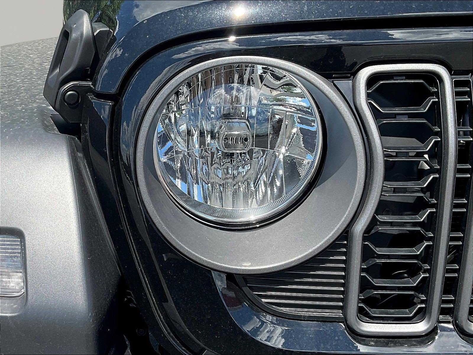 New 2026 Jeep Wrangler Sport AWD/4WD image 8