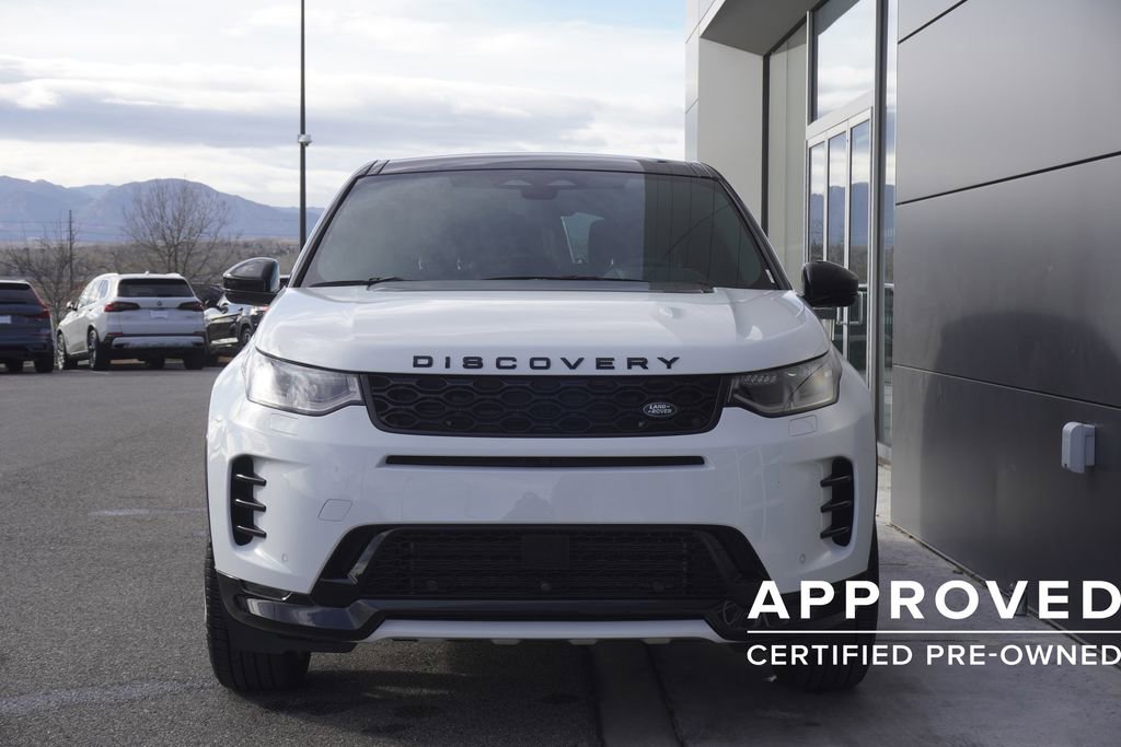 Used 2025 Land Rover Discovery Sport Dynamic SE image 5