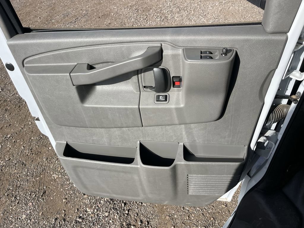 New 2025 GMC Savana 2500 Extended w/ Driver Convenience Package image 22