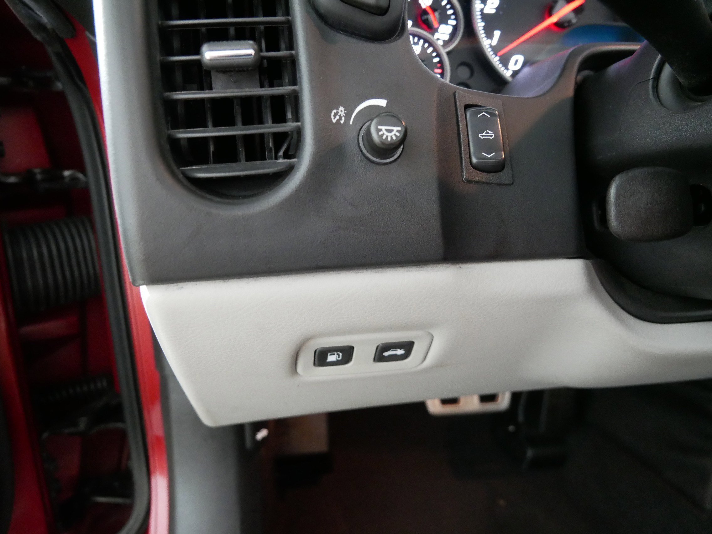 Used 2011 Chevrolet Corvette Grand Sport w/ Preferred Equipment Group image 26