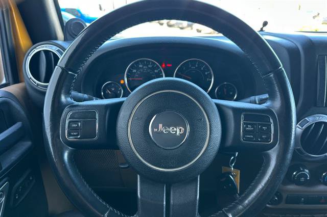 Used 2014 Jeep Wrangler Unlimited Sahara AWD/4WD image 24