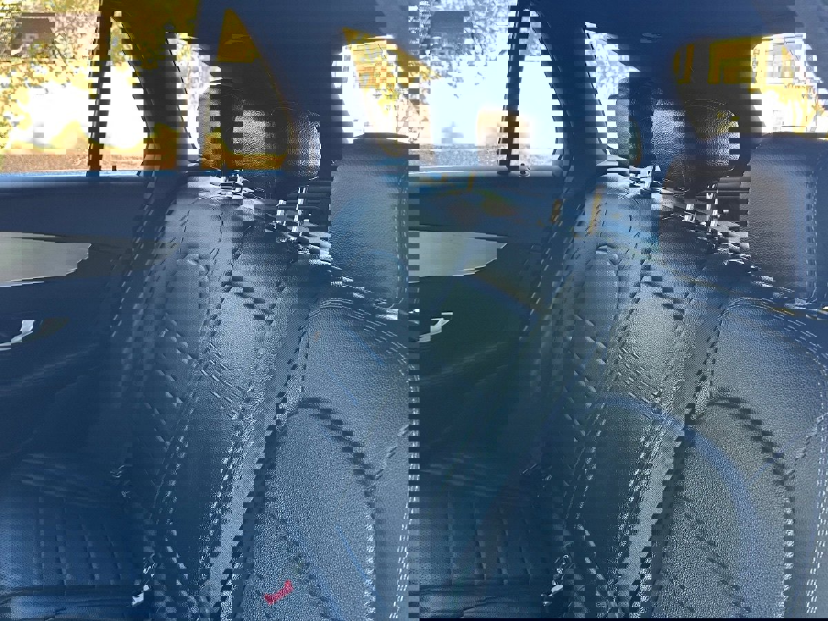 Used 2021 Mercedes-Benz GLC 300 image 35