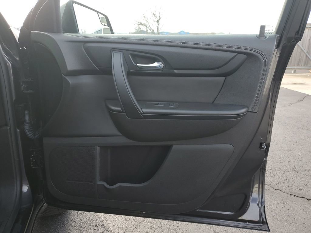 Used 2014 GMC Acadia SLE image 40