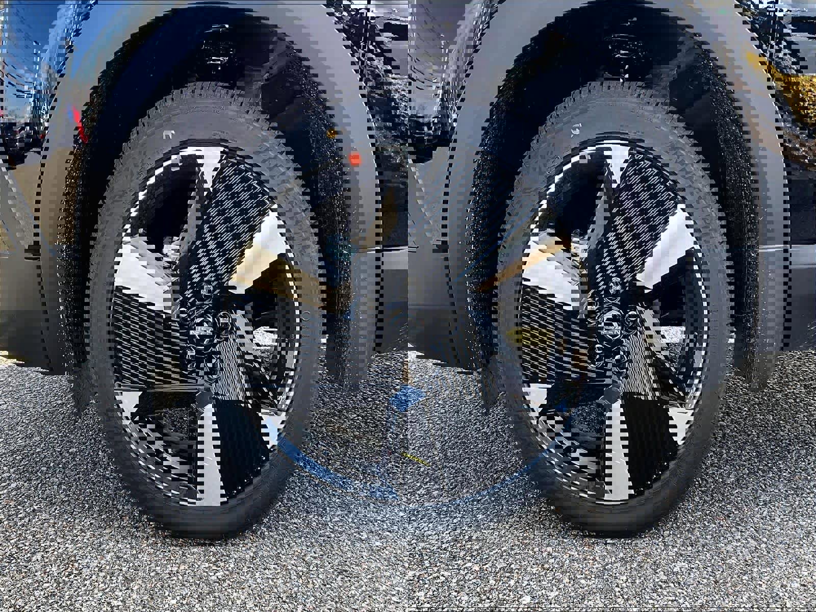 New 2026 Nissan Kicks SR w/ SR Premium Package image 8