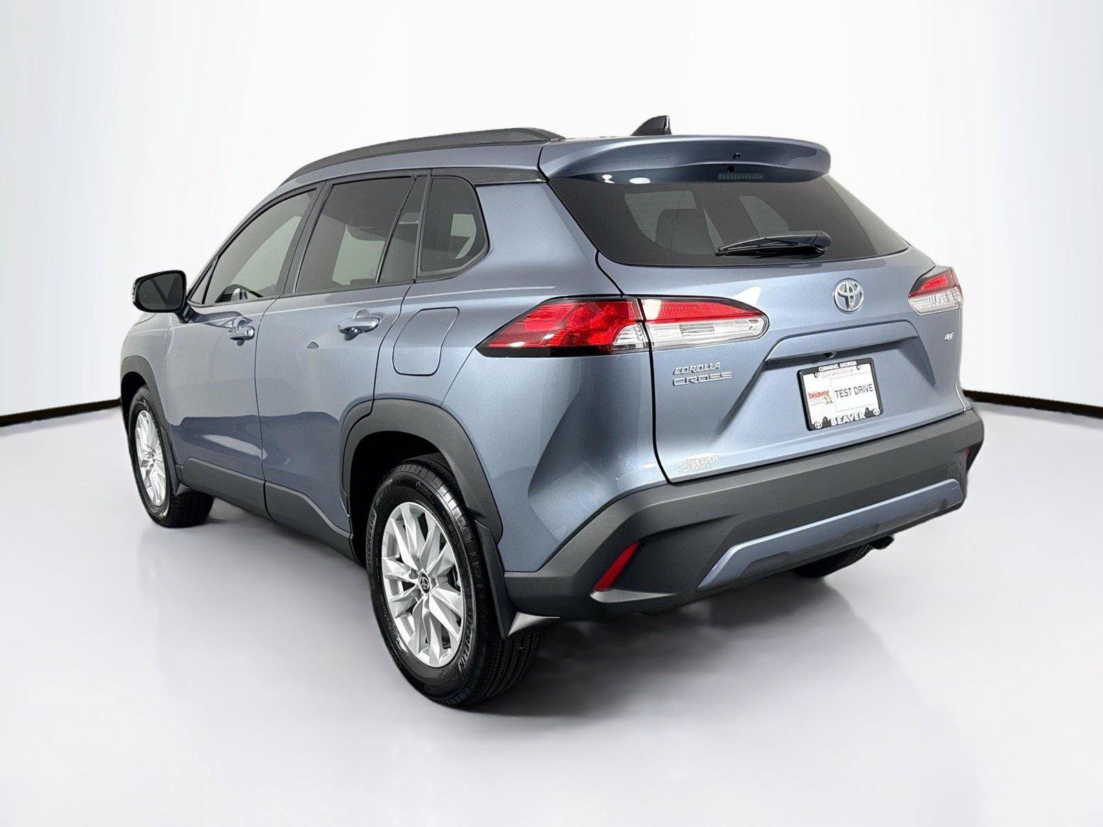Certified 2025 Toyota Corolla Cross LE w/ Moonroof Package FWD image 12
