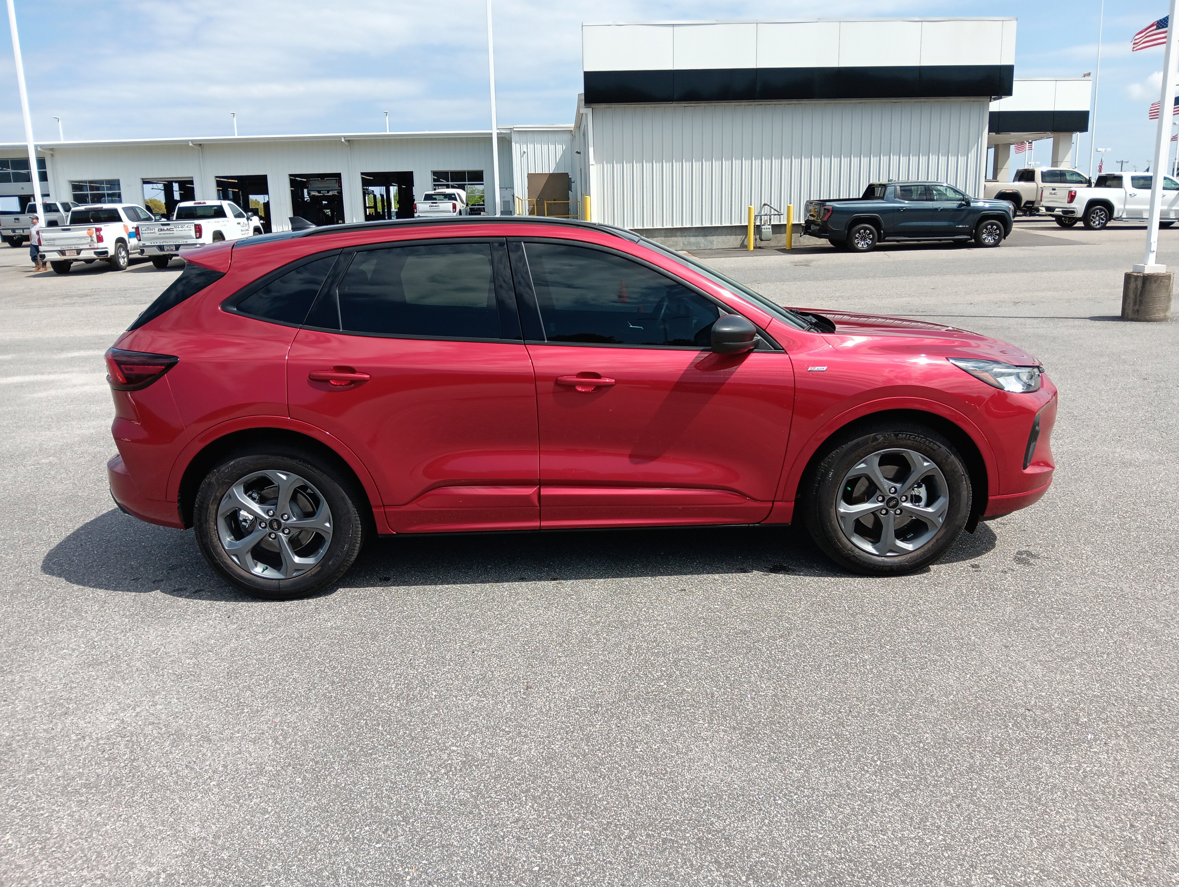 Used 2024 Ford Escape ST-Line w/ Tech Pack #1 image 7