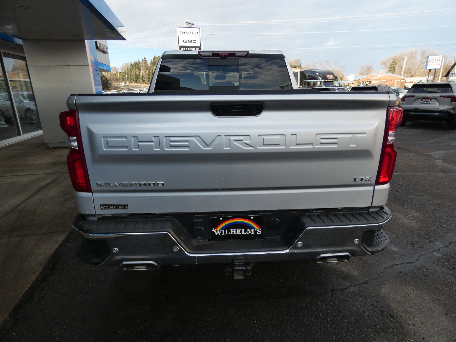 Certified 2022 Chevrolet Silverado 1500 LTZ w/ LTZ Premium Package image 4