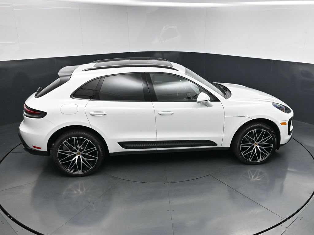 New 2026 Porsche Macan AWD/4WD image 19