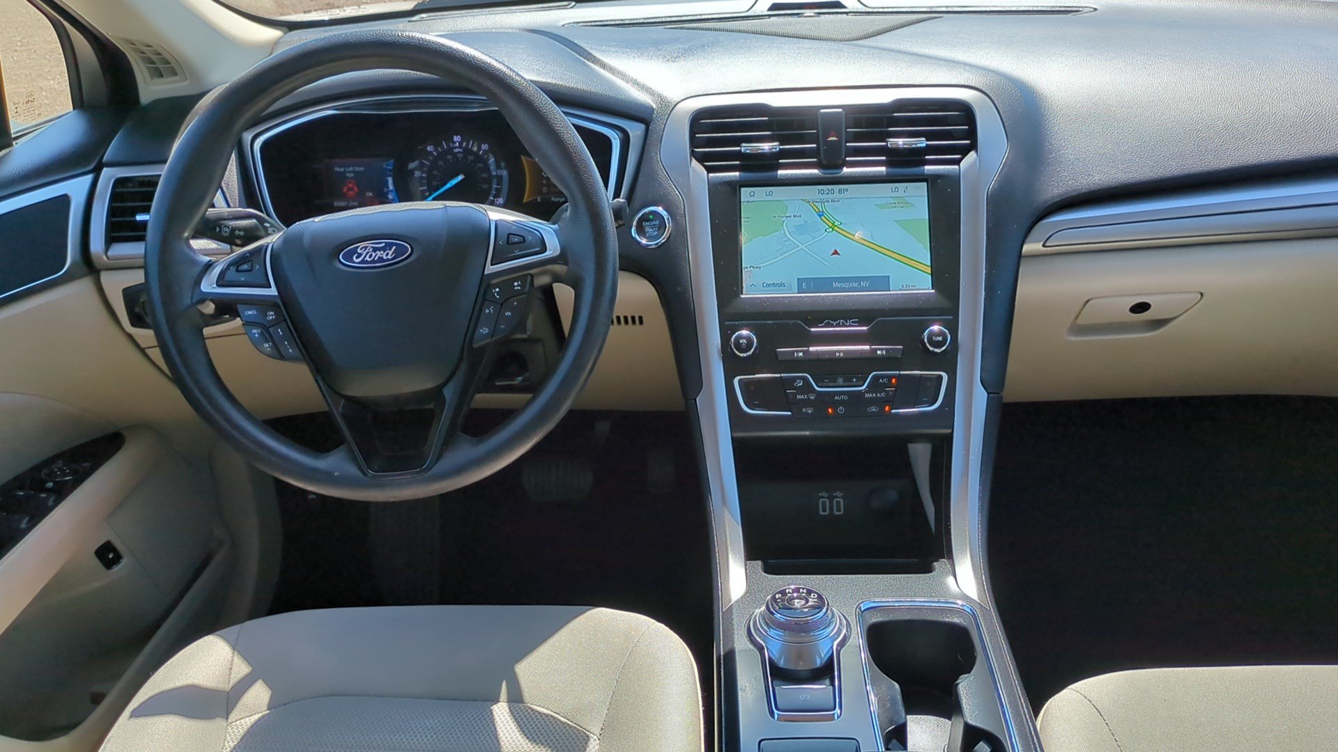 Used 2020 Ford Fusion SE FWD image 26