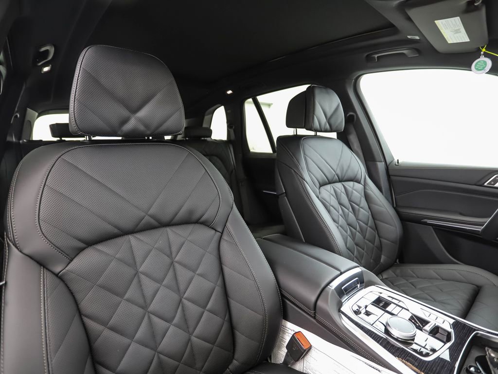 New 2026 BMW X5 xDrive50e w/ M Sport Package image 32