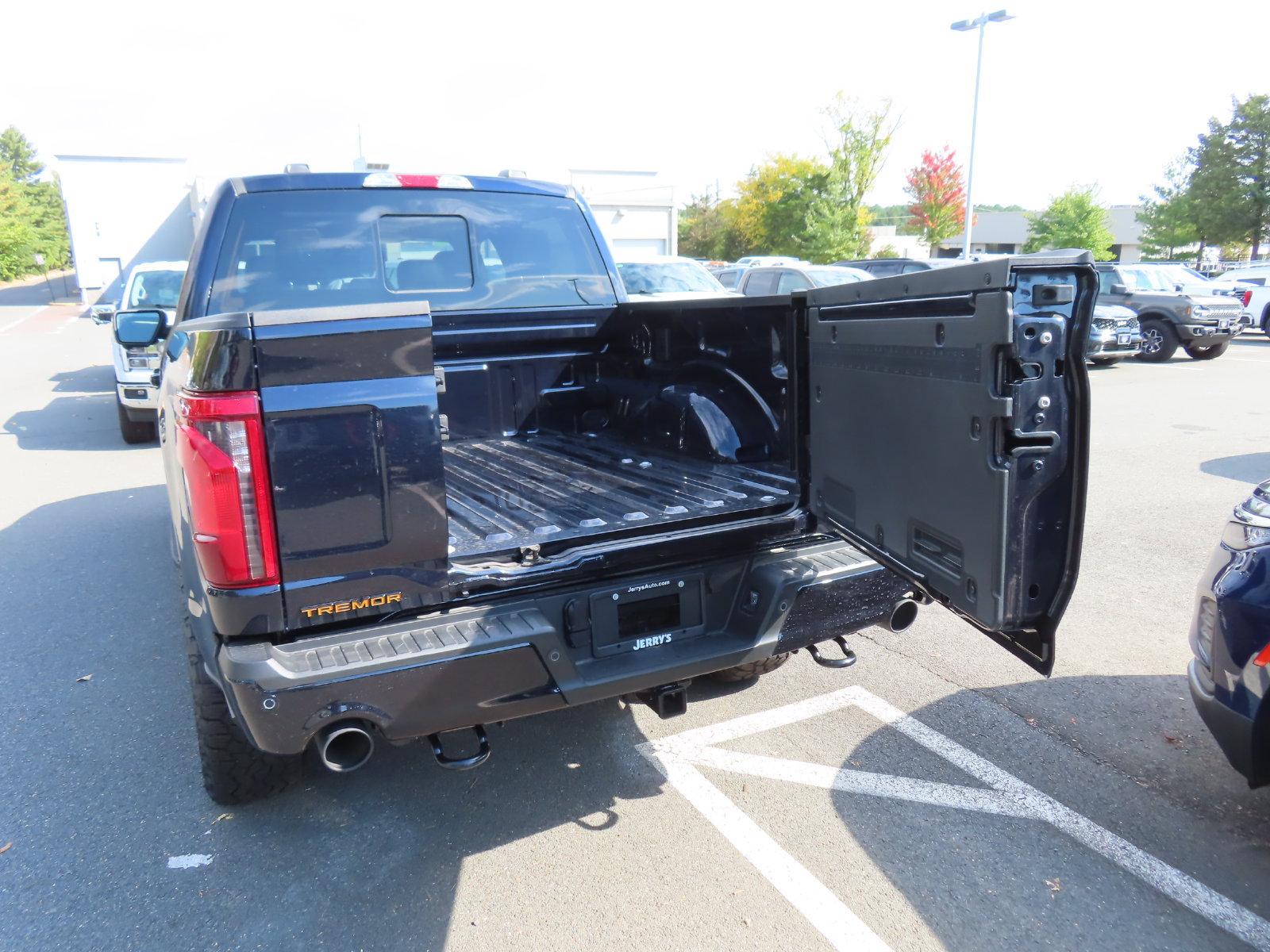 New 2026 Ford F150 Tremor w/ Equipment Group 402B AWD/4WD image 7