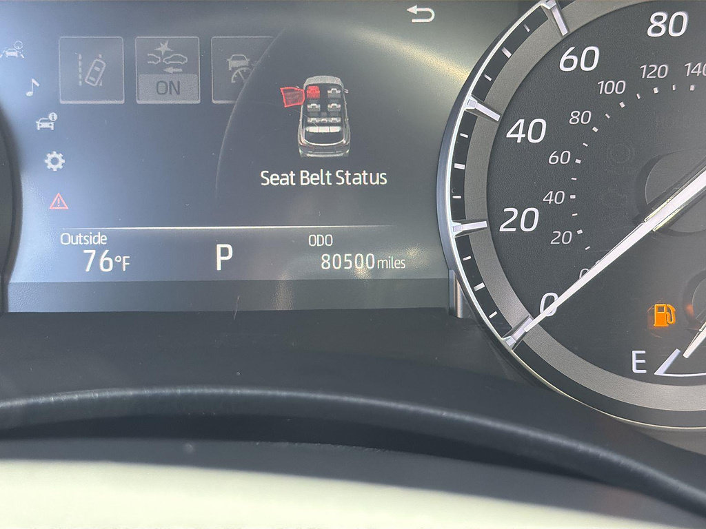 Used 2021 Toyota Highlander XSE FWD image 11