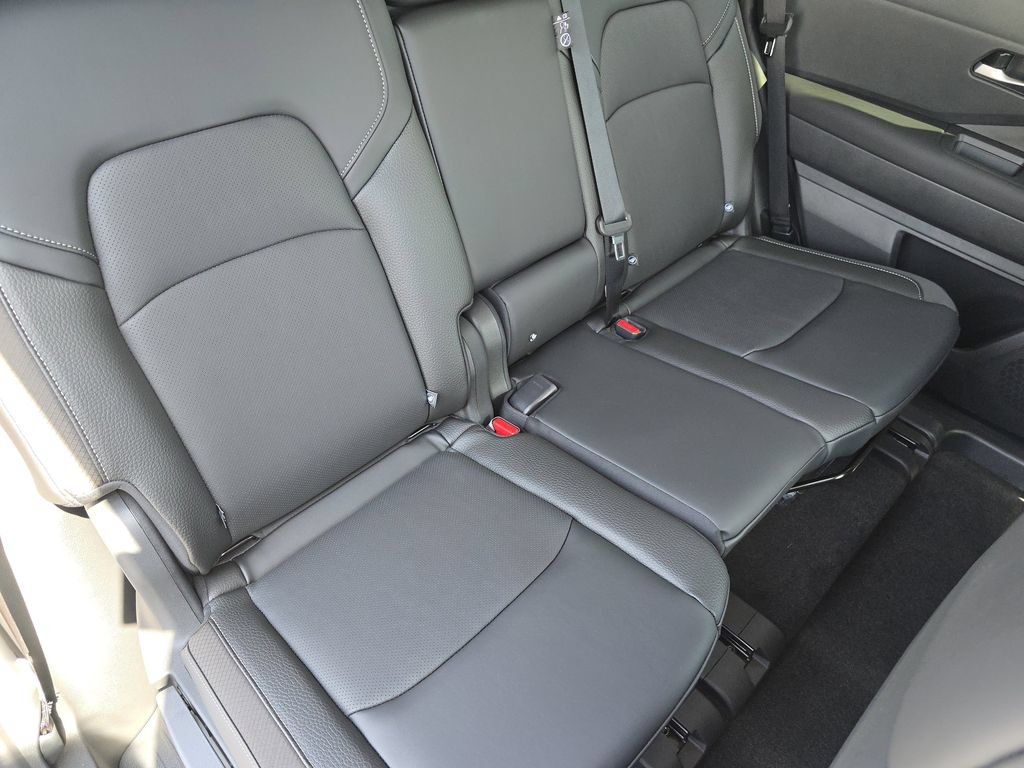 New 2026 Nissan Pathfinder SL AWD/4WD image 22