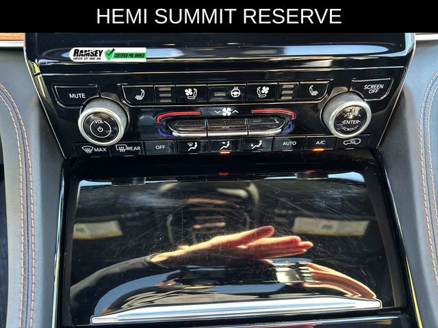 Used 2022 Jeep Grand Cherokee Summit AWD/4WD image 21