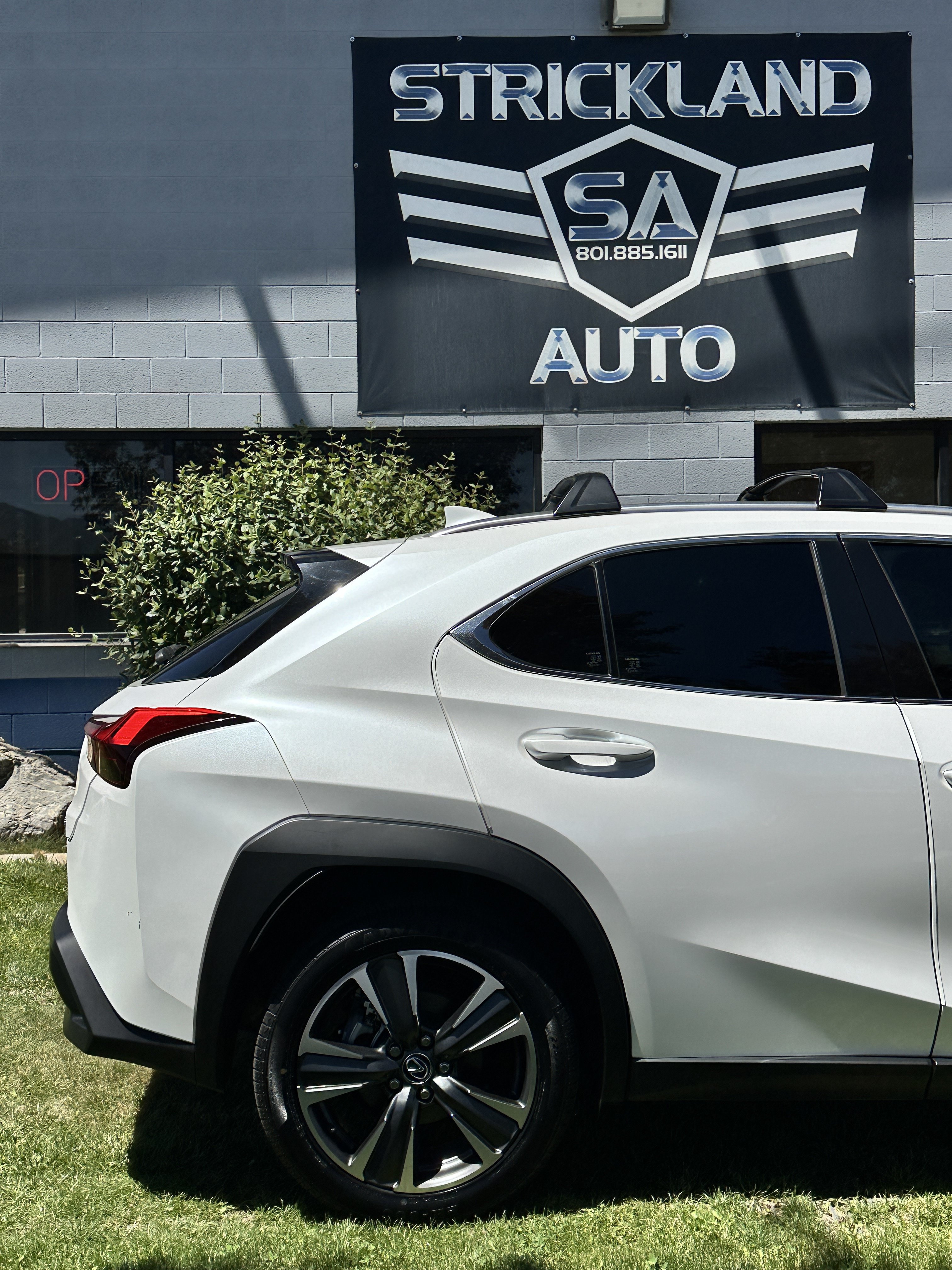 Used 2019 Lexus UX 200 w/ Accessory Package 2 FWD image 6