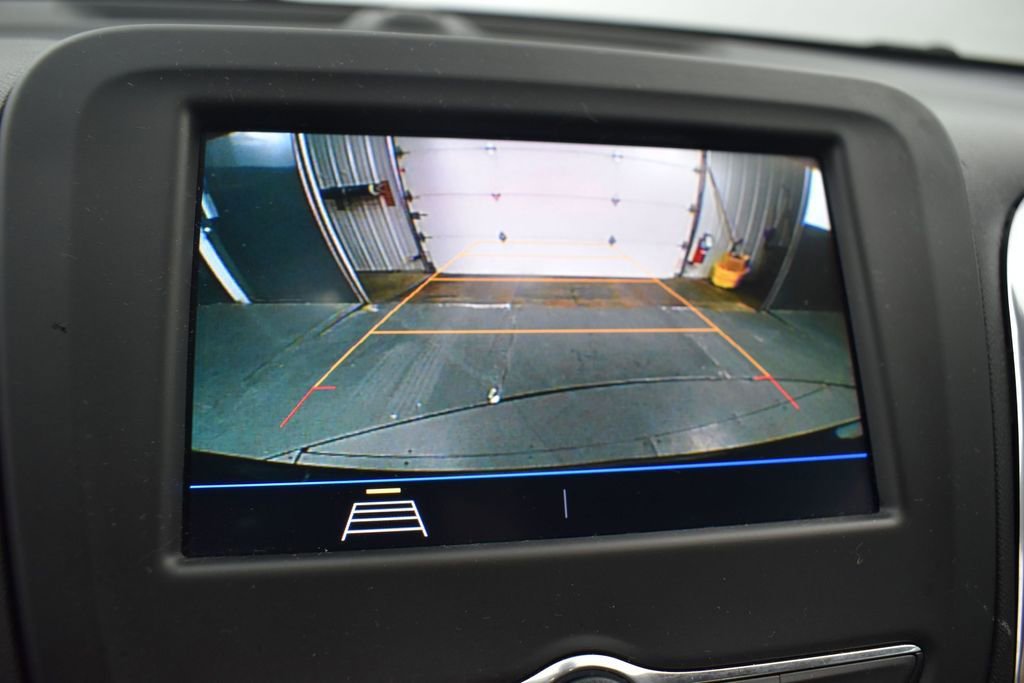 Used 2020 Chevrolet Equinox LT AWD/4WD image 9