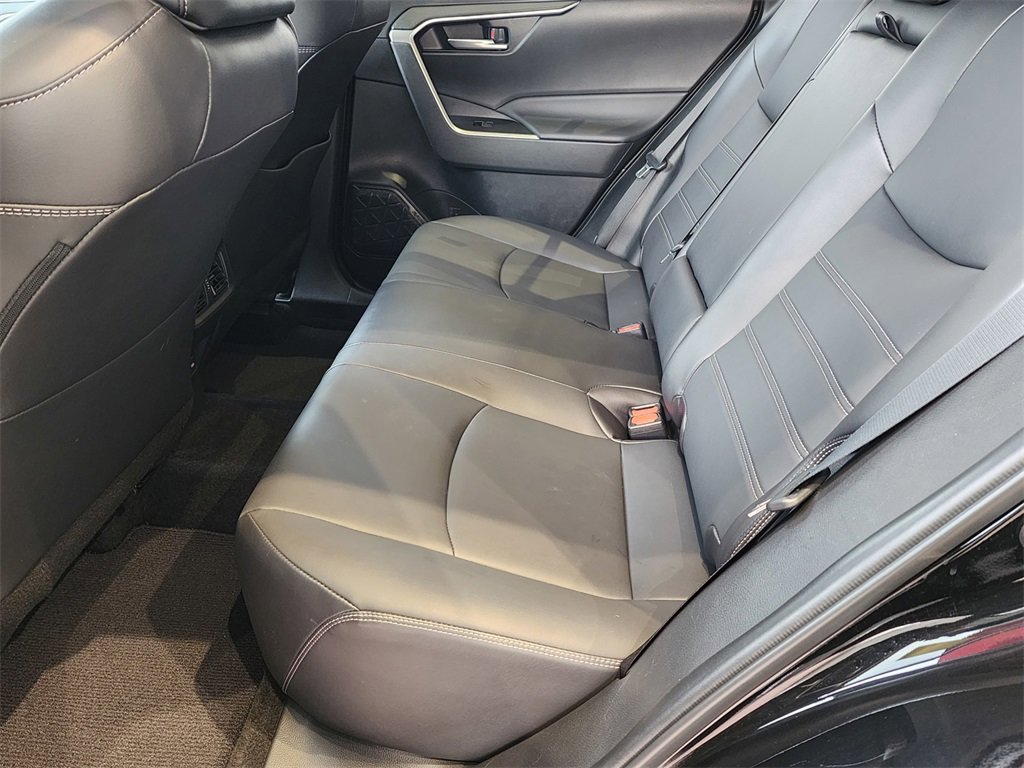 Used 2023 Toyota RAV4 XLE Premium image 14