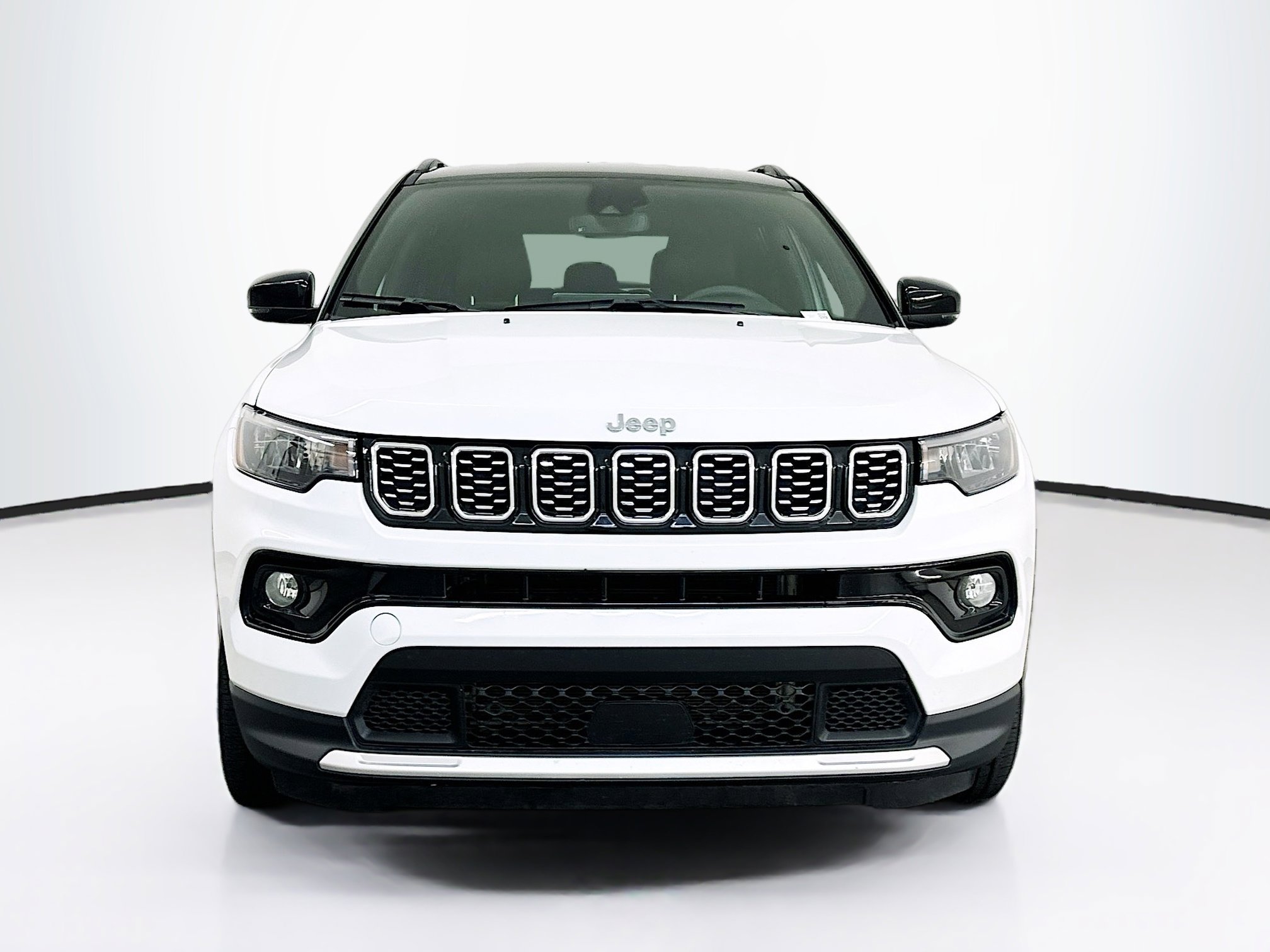 Used 2025 Jeep Compass Limited image 2