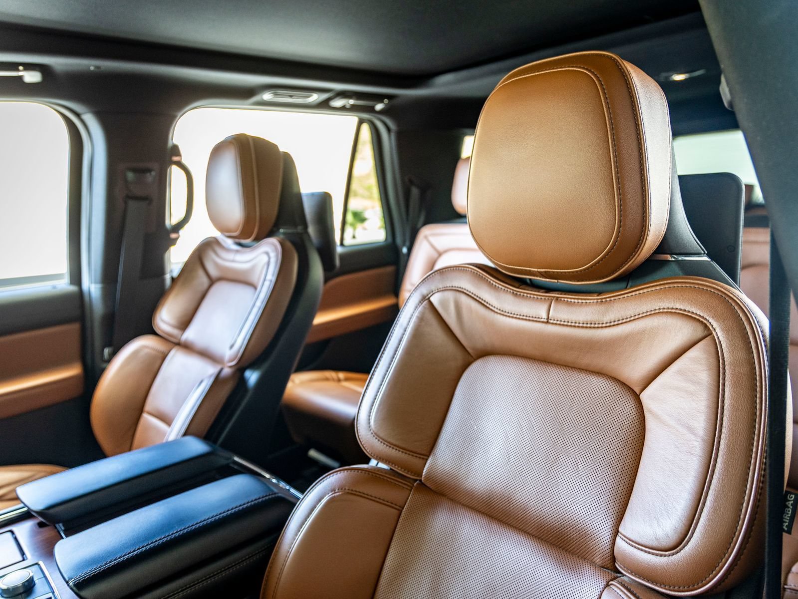 Used 2018 Lincoln Navigator L Reserve w/ Technology Package AWD/4WD image 18