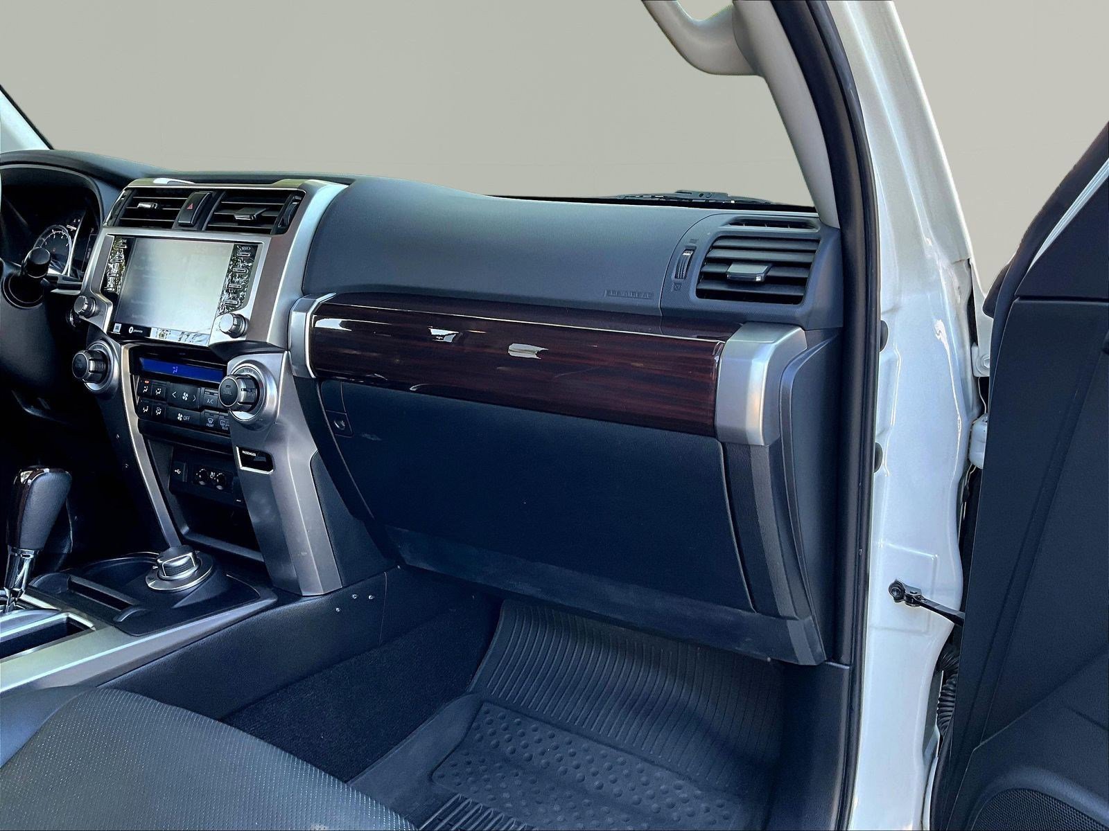 Used 2021 Toyota 4Runner Limited AWD/4WD image 24