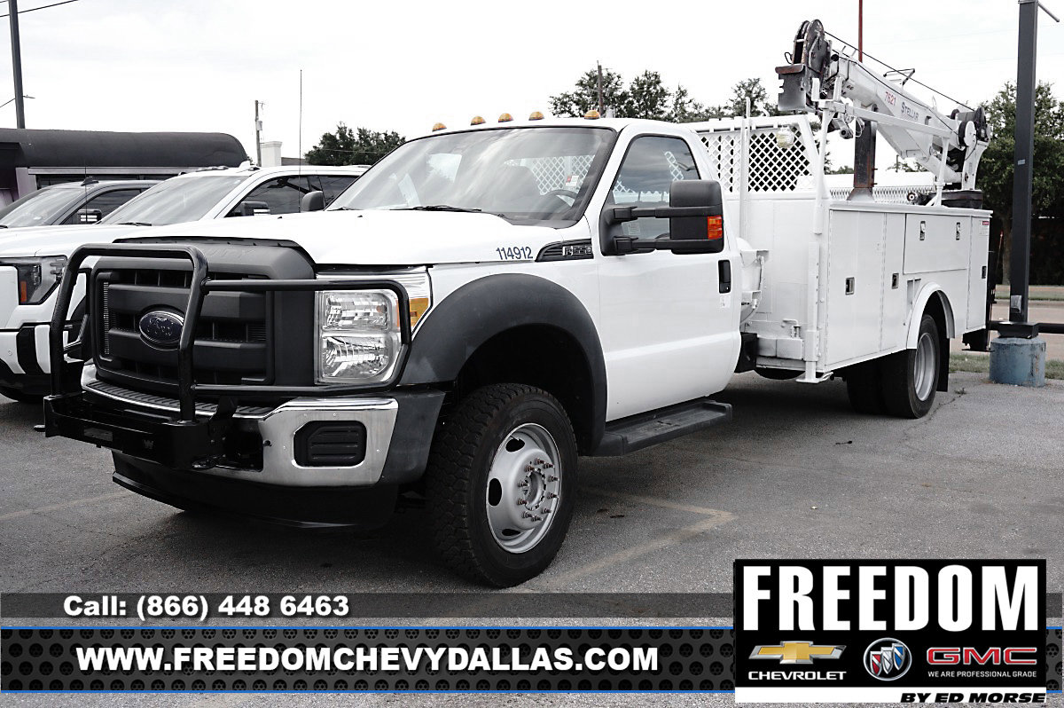 Used 2014 Ford F550 4x4 Regular Cab Super Duty image 2