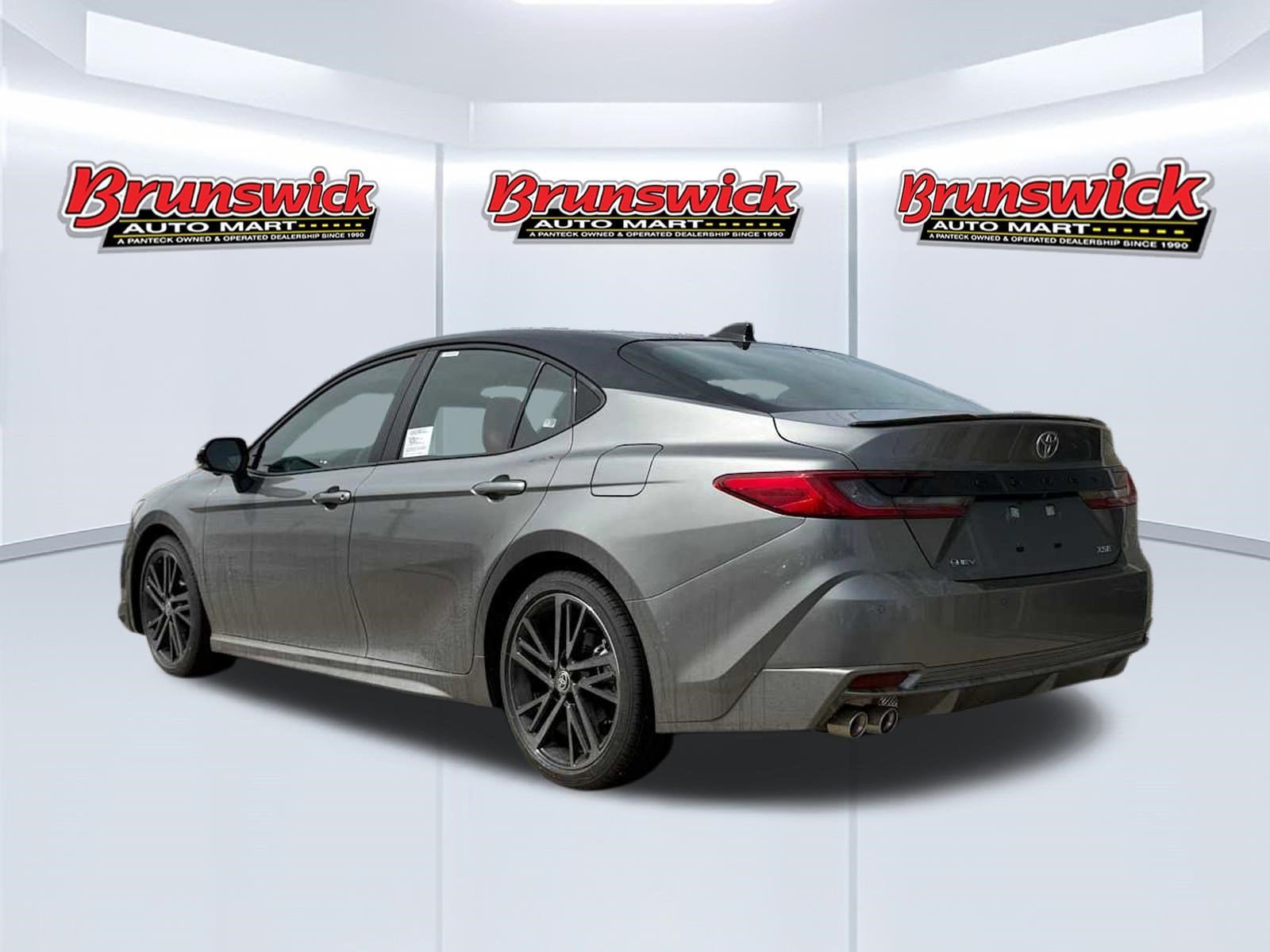 New 2026 Toyota Camry XSE FWD image 4