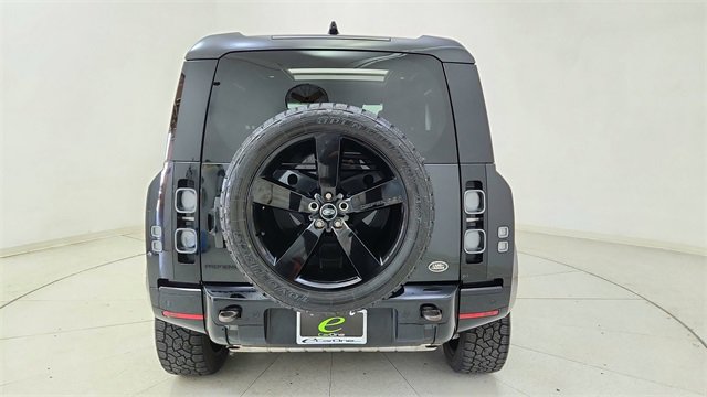 Used 2022 Land Rover Defender 90 X image 5