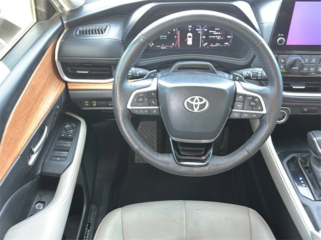 Used 2024 Toyota Grand Highlander Platinum image 16