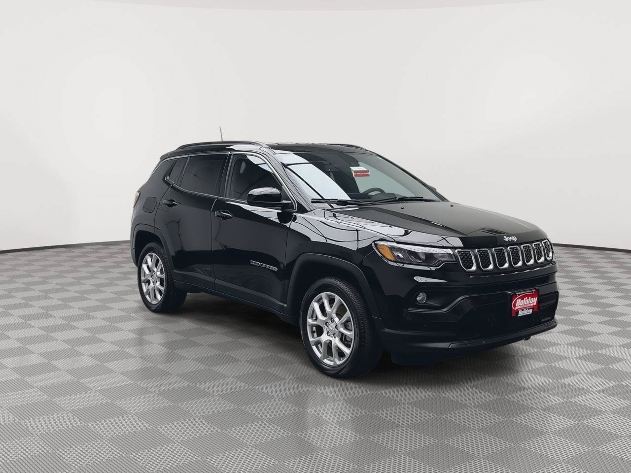 Used 2023 Jeep Compass Latitude AWD/4WD image 31