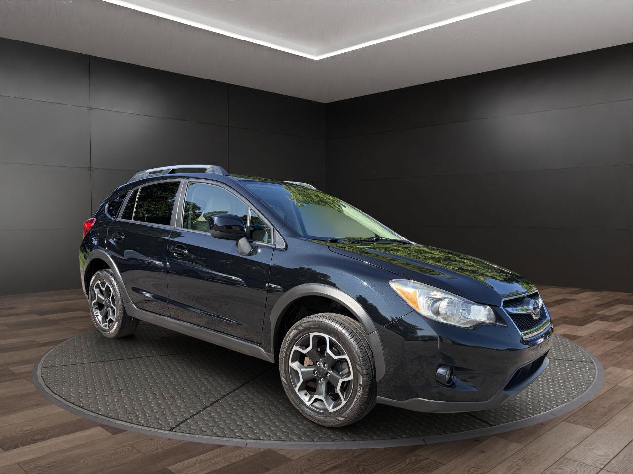 Used 2014 Subaru Crosstrek 2.0i Premium AWD/4WD image 2