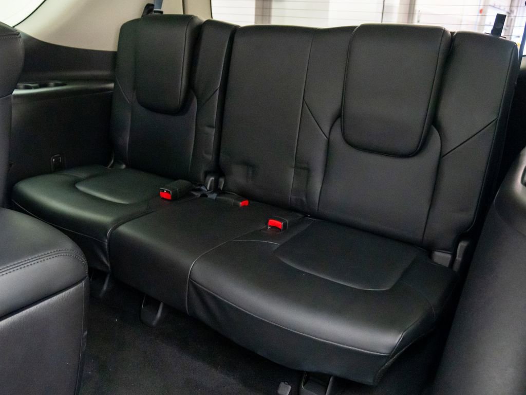 Used 2023 Nissan Armada SL w/ Captain's Chairs Package image 19